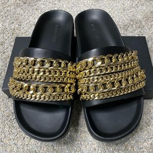 Kendall + Kylie Chain Slides (NEVER WORN)